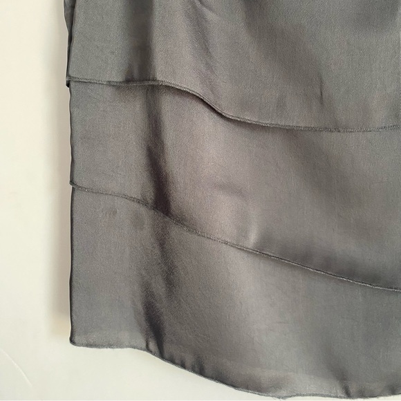 Banana Republic Gray Asymmetrical Tiered Mini Skirt Size 2P NWT - Picture 6 of 10